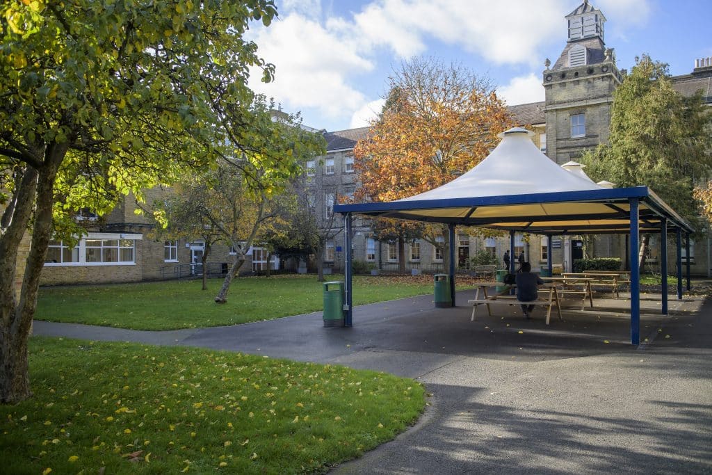 Dining Hall & Garden Quad